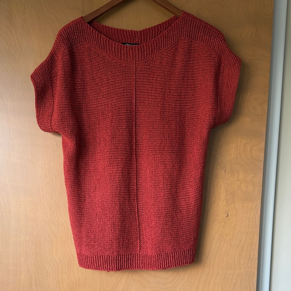 Cable & Gauge Women's Rich Red Crew Neck Sweater